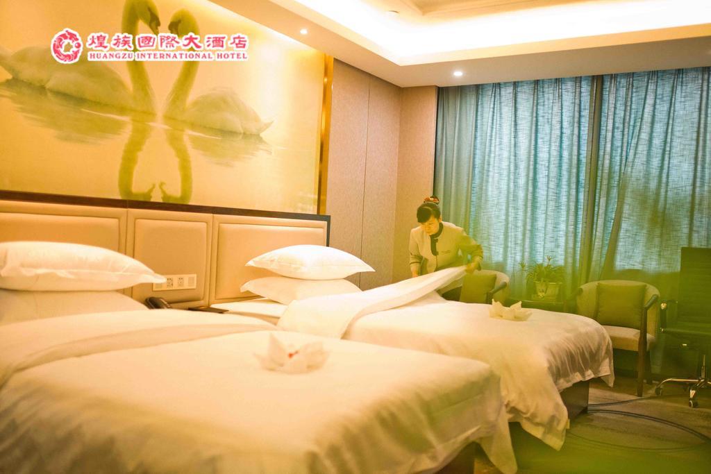 Huangzu International Hotel Huaihua Esterno foto